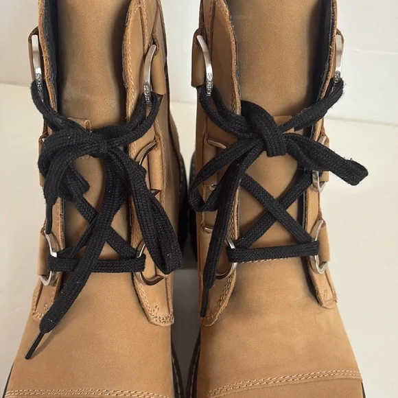 Sorel Jane Now lace up d-ring heel combat boot caribou buff waterproof boot - Picture 14 of 16